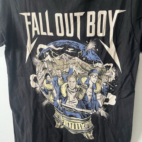 Fall Out Boy Wintour Winter Tour 2016 Band T Shirt Black S - Picture 2 of 4
